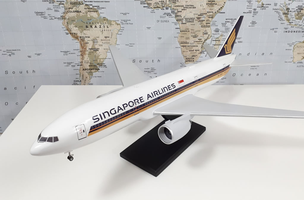 Singapore Airlines Boeing 777-200 - Scratchbuild 1/72 | V1 Decals